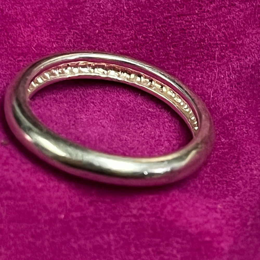 Elegant 925 Sterling Silver Women's Ring